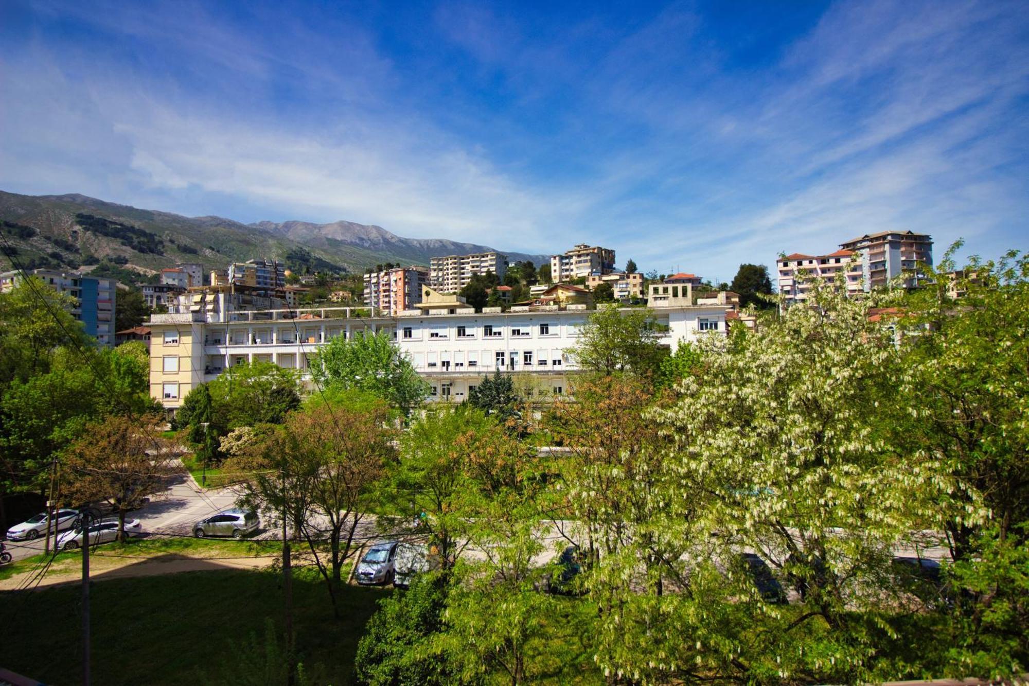 Apartament Duzgo Gjirokastër 外观 照片
